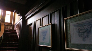 Foyer 4