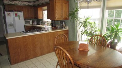 11912 N Hickory Grove Rd, Dunlap, IL 61525 - photo 4
