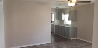 912 Jennetta St, Rosenberg, TX 77471 - photo 5