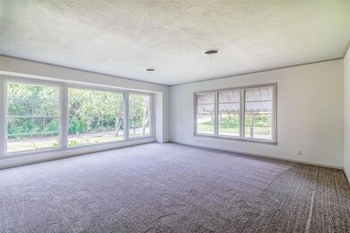 1231 W Hull St, Denison, TX 75020 - photo 4