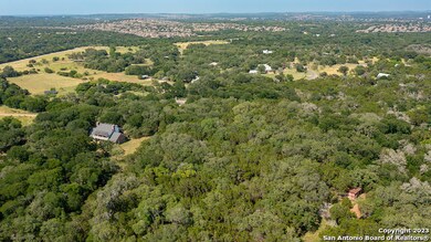 24720 Breeze Oak Ln, Cross Mountain, TX 78255 - photo 6