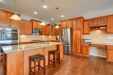 102 Featherstone Ct, Powell, OH 43065 - photo 4