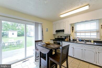 701 W 11th St, Front Royal, VA 22630 - photo 7