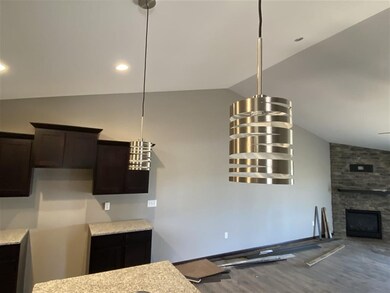 410 Dawson Dr, West Branch, IA 52358 - photo 3