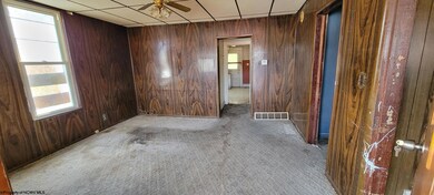 215 Plainfield Ave, Anmoore, WV 26323 - photo 4