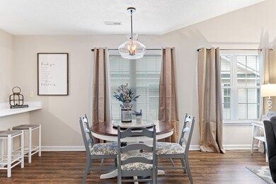 012_1605_willoughby_park_court-9