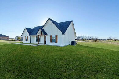 105 Hawk Ridge, Decatur, TX 76234 - photo 4