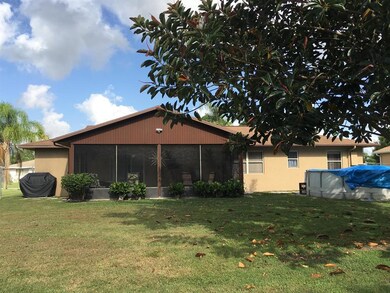 1343 Hibiscus rear view 4