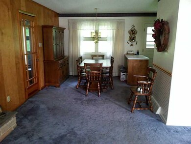 2562 Shelly Dr, Indiana, PA 15701 - photo 3