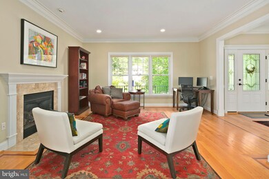 306B Pine St, Falls Church, VA 22046 - photo 5
