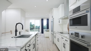 2668 River Birch Rd, Herndon, VA 20171 - photo 4