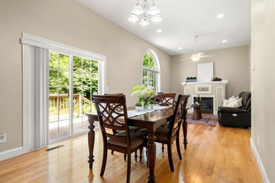 9 Cascade Cir, Merrimack, NH 03054 - photo 6