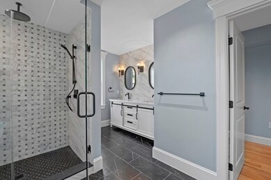 9 Buffum St unit 2, Salem, MA 01970 - photo 5