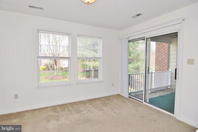 2406 Dominion Dr unit 2B, Frederick, MD 21702 - photo 4