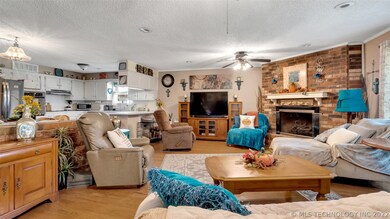 332 Beaumont Dr, Ardmore, OK 73401 - photo 5