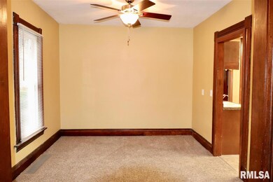 1217 E Locust St, Davenport, IA 52803 - photo 7