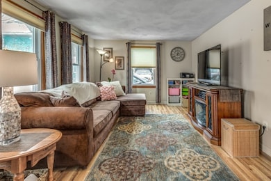 107 Holten St unit 2, Danvers, MA 01923 - photo 5