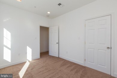 5245 Karl Place NE, Washington, DC 20019 - photo 7