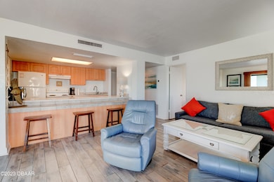 10-1571-S-Atlantic-Ave-9