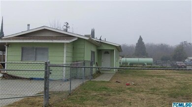 21083 Iris Ave, Porterville, CA 93257 - photo 2