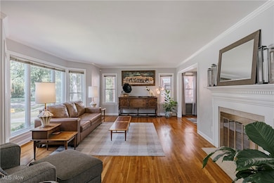 2303 Miramar Blvd, University Heights, OH 44118 - photo 3