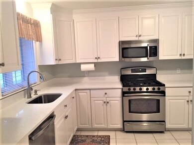 115 Union St unit 115, Franklin, MA 02038 - photo 3
