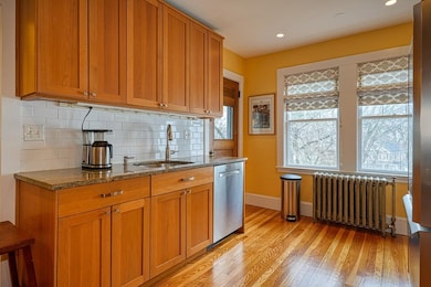 21 Bourne St unit 2, Jamaica Plain, MA 02130 - photo 6