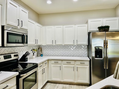 492 E Rainbow Dr, Chandler, AZ 85249 - photo 4