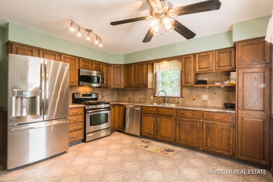 YODERREALESTATE-4