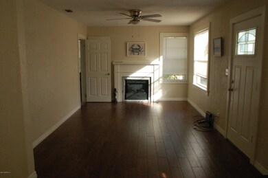 5357 Colonial Ave, Jacksonville, FL 32210 - photo 4