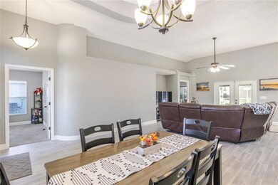 1001 English Bluffs Ct, Brandon, FL 33511 - photo 6