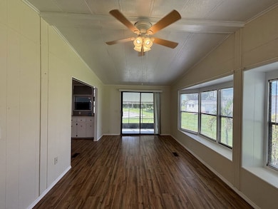 19137 Meadowbrook Ct unit 40F, North Fort Myers, FL 33903 - photo 4