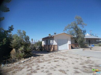 74388 Chemehuevi Dr, Twentynine Palms, CA 92277 - photo 4
