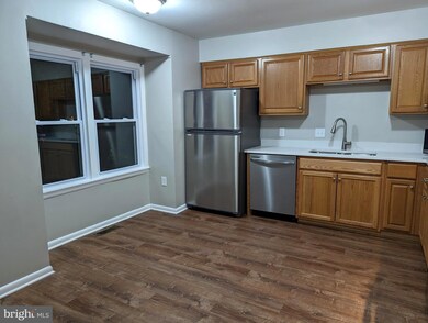 3049 White Birch Ct, Fairfax, VA 22031 - photo 3