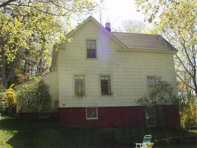 15 N Prospect St, Orange, MA 01364 - photo 2