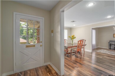 1107 1107 E Amherst Dr, Tyler, TX 75701 - photo 3