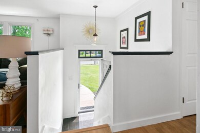 2602 Armada St, Herndon, VA 20171 - photo 3