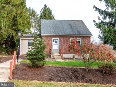 701 Grove Ave, Mohnton, PA 19540 - photo 2