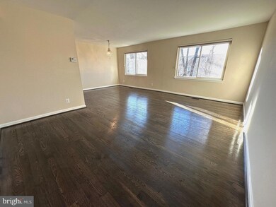 202 W Deer Park Rd, Gaithersburg, MD 20877 - photo 5