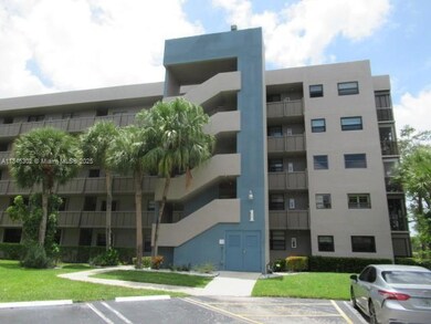 Colony Point Condominiums unit 106, Pembroke Pines, FL 33026 - photo 4