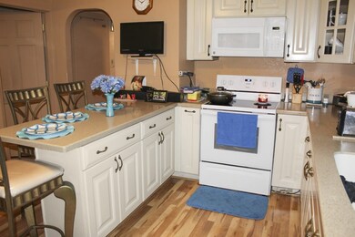 68 Durso Ave, Lawrence, MA 01843 - photo 3