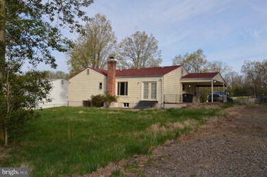 13412 Buchanan Dr, Fort Washington, MD 20744 - photo 2