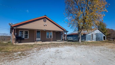 11235 Missouri 181, Tecumseh, MO 65760 - photo 4