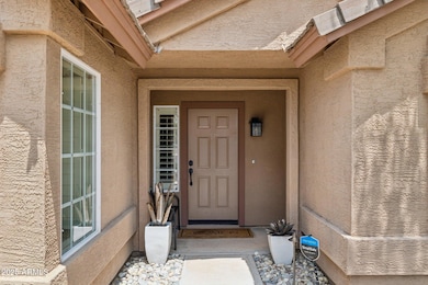 4-web-or-mls-28814-n-45th-st