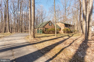 902 Timber Run Rd, Reisterstown, MD 21136 - photo 2
