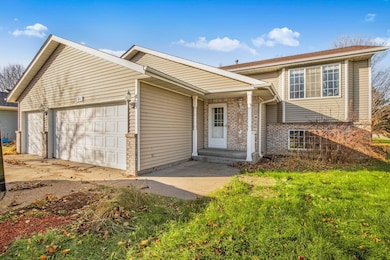 611 3rd Ave NE, Saint Joseph, MN 56374 - photo 3