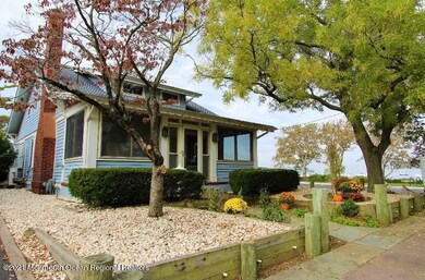 22 Myrtle Ave, Keyport, NJ 07735 - photo 2