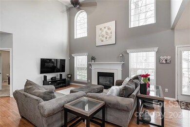 8528 New Oak Ln, Huntersville, NC 28078 - photo 5