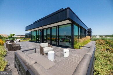 Chapman Stables unit 232, Washington, DC 20001 - photo 6