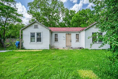 5709 Wayne St, Houston, TX 77026 - photo 2